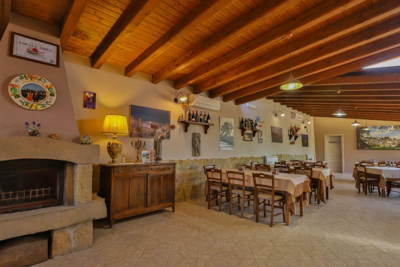 Al Lago Verde Alia Exterior photo